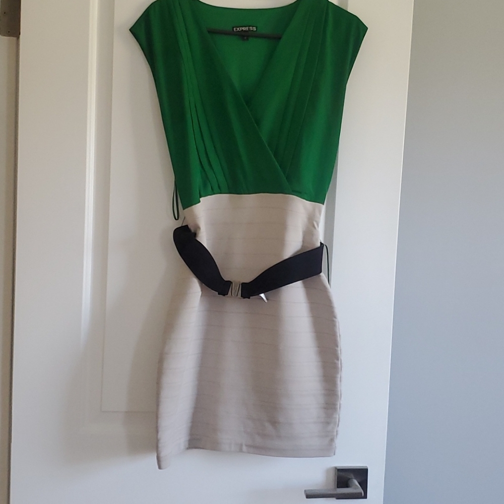 Express Comfy Spring Dress Small - Picture 4 of 6